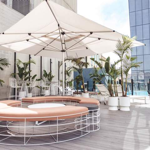 Adelphi Hotel Pool & Deck