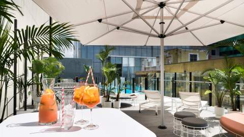 Adelphi Hotel Pool & Deck