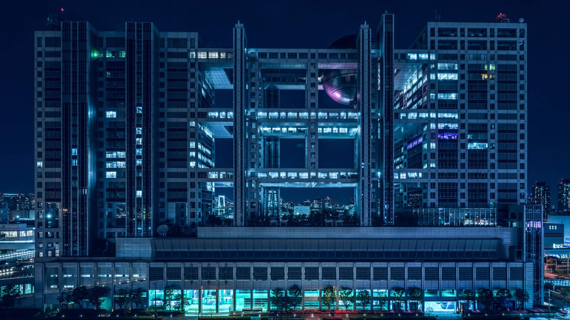 This Photography Series Turns Tokyo Into a Blade Runner-Like Futuristic Realm