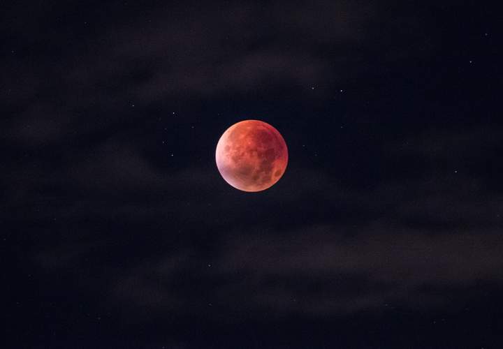 Background image for An Extremely Rare Supermoon Will Be Visible in Australia This Month