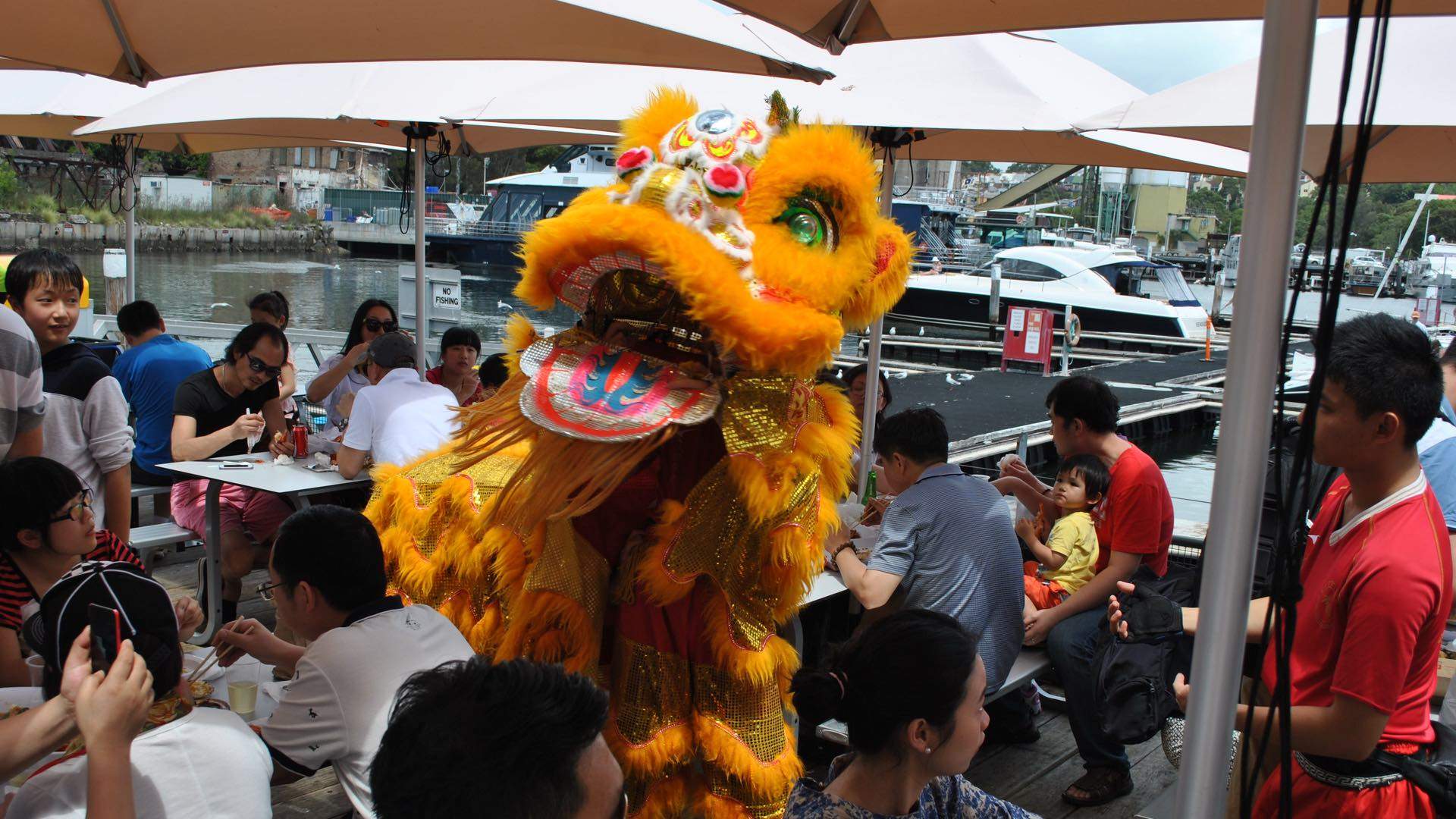 chinese new year night market singapore