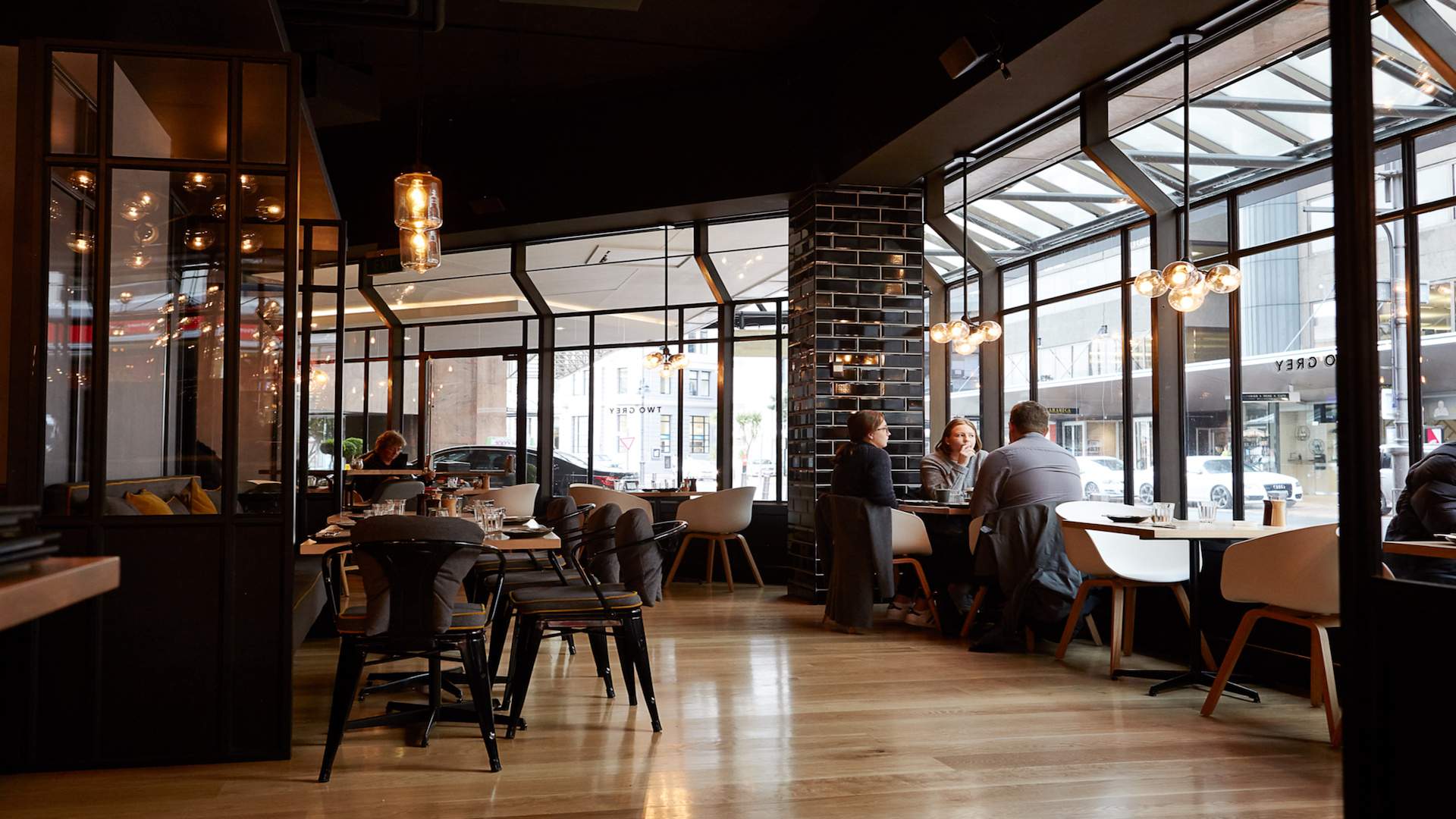 two-grey-bar-and-brasserie-wellington-review