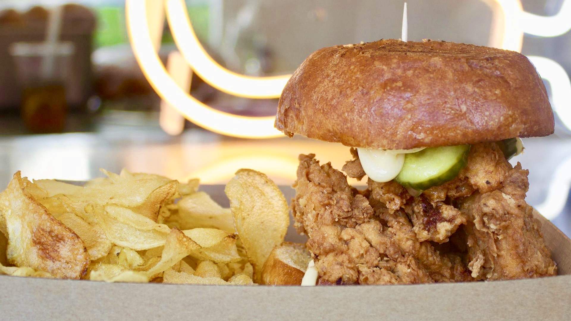 Meet the Auckland Food Truck Serving Authentic Nashville Hot Chicken