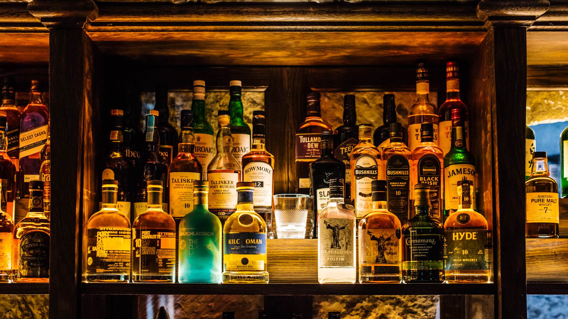 This Heritage-Listed Building in The Rocks Is Now an Old-World Whisky Bar