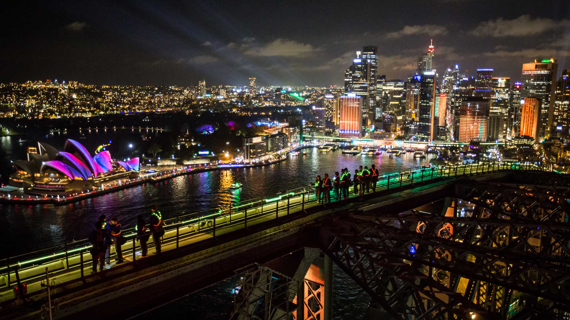 How to See the Most Popular Vivid 2019 Installations Without Fighting the Masses