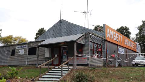 There's an Ansett Museum in Regional Victoria and It's Full of Creepy Mannequins and Packet-Fresh Merch