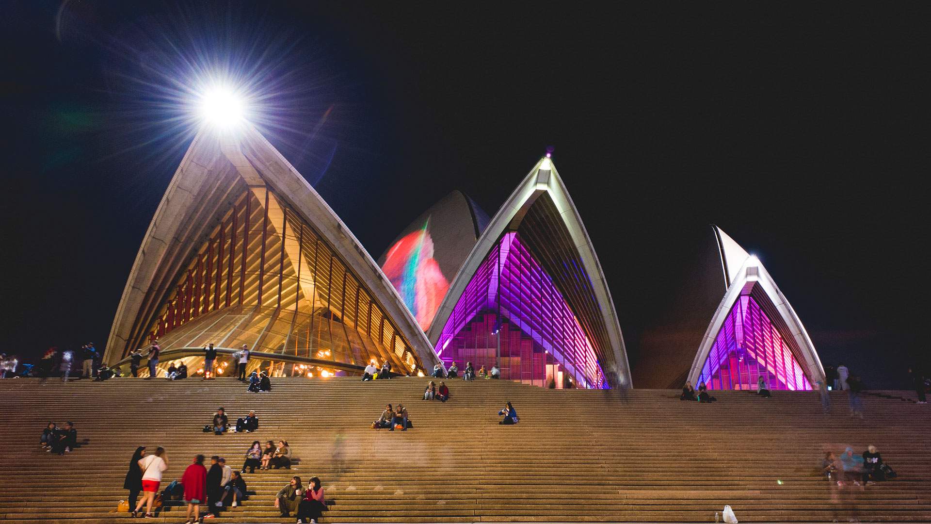 A Petition to Stop the Promotion of a Horse Race on the Sydney Opera House Has Hit 250,000