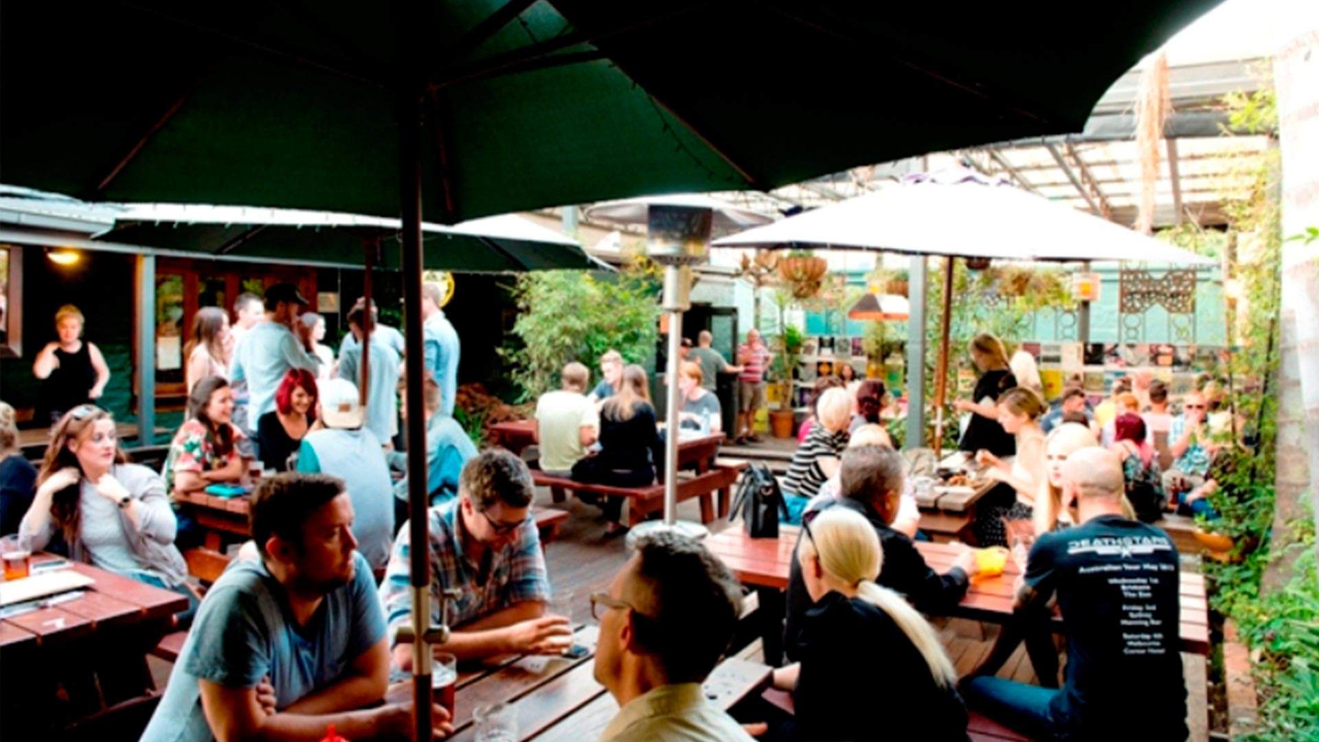 The Rainbow Hotel, Fitzroy Review