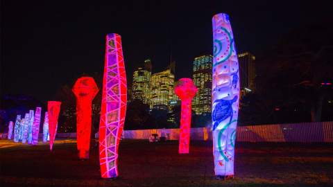 Sixteen Glowing Installations Have Popped Up in the Royal Botanic Garden for Vivid Sydney 2018