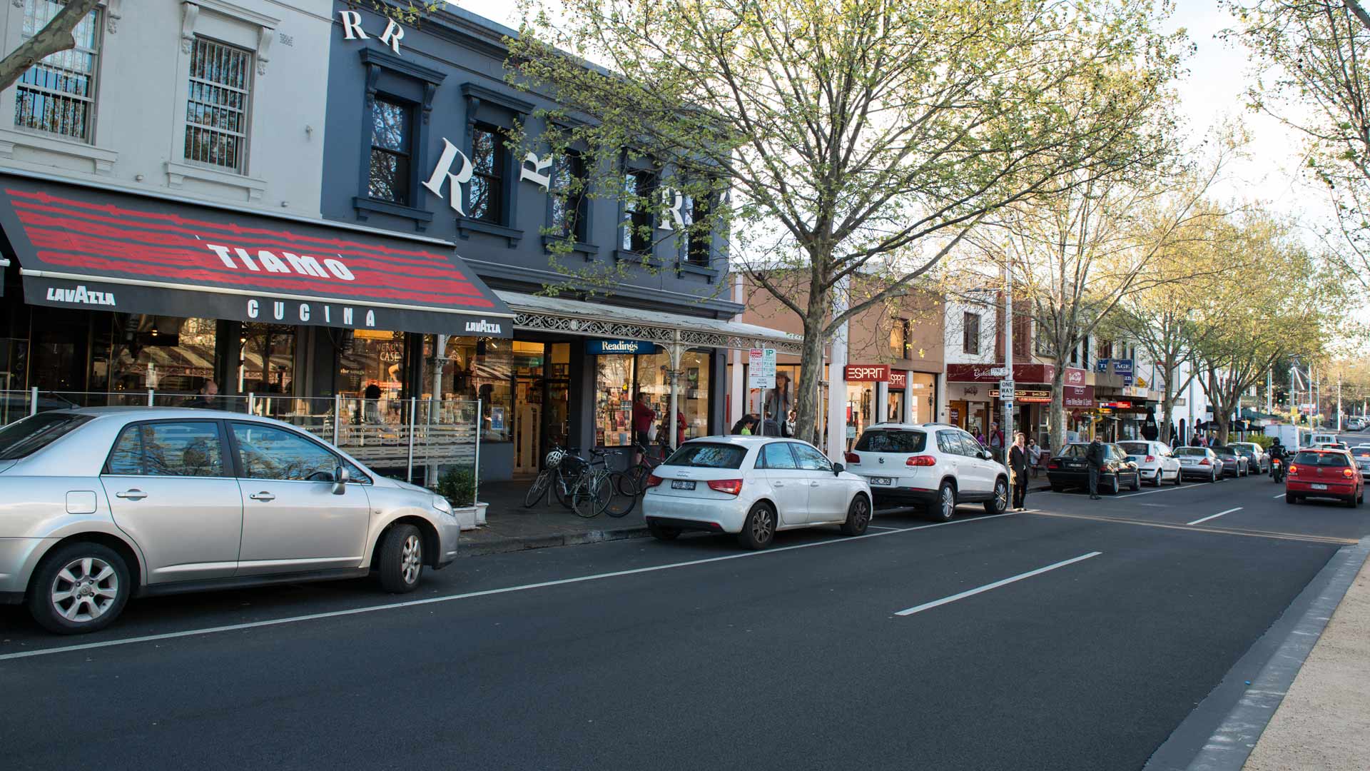 Lygon Street Could Have Its Parking Bays Switched For Bike Lanes
