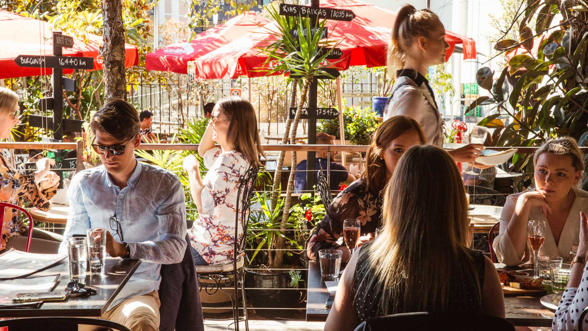 Where to Go in Sydney for a Last-Minute Catch-Up with Mates This Summer