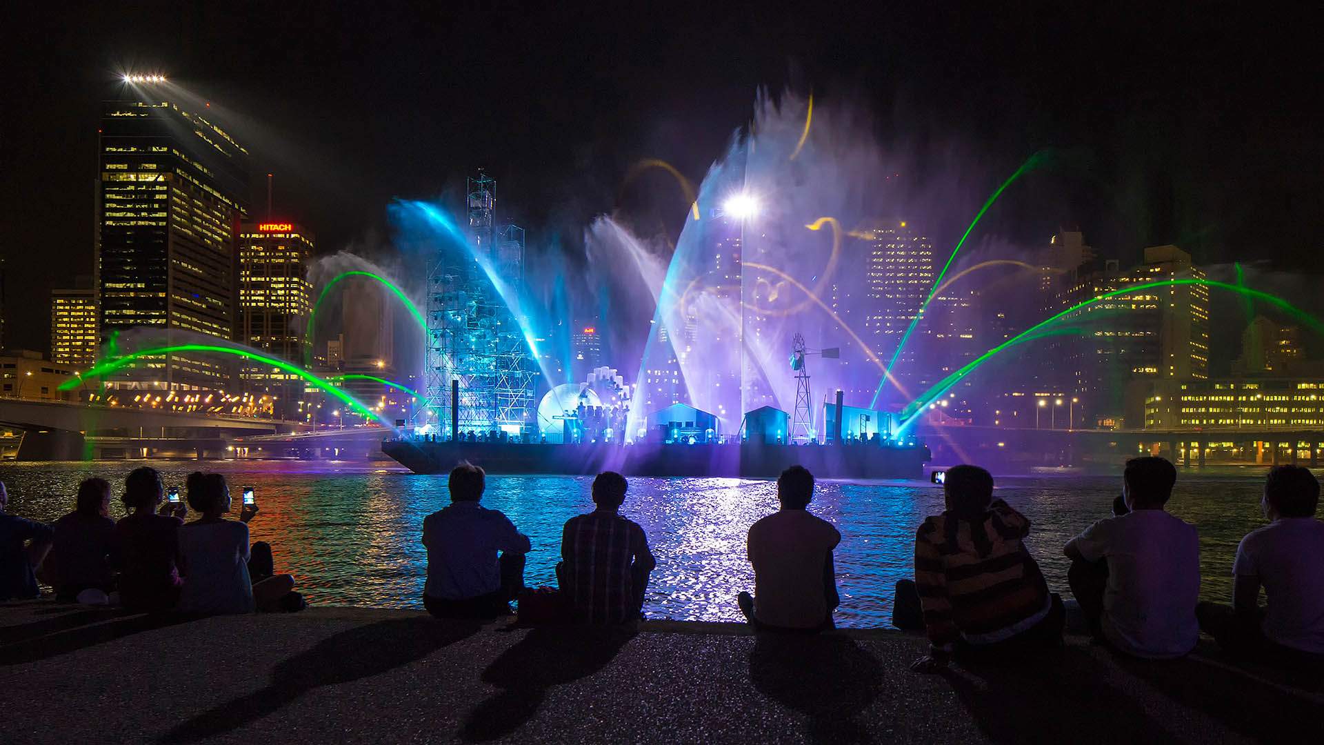 Время в брисбене. Лазерное шоу в Дубае. Brisbane Festival. Light Night show. Лазерный фестиваль 2020.