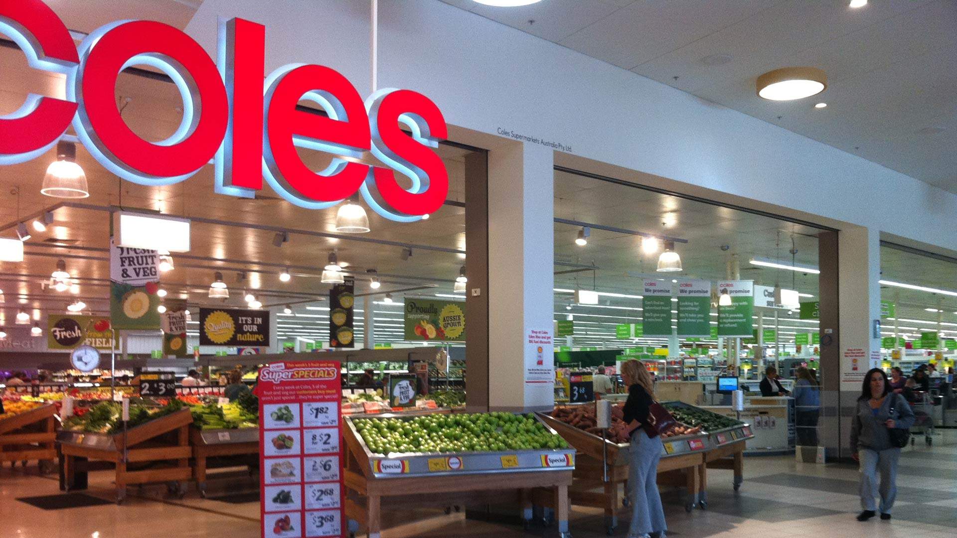 Coles Has Backflipped on Its Plastic Bag Ban and Will Give Them Out for Free Indefinitely