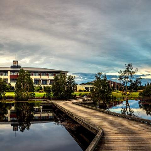 Mercure Kooindah Waters