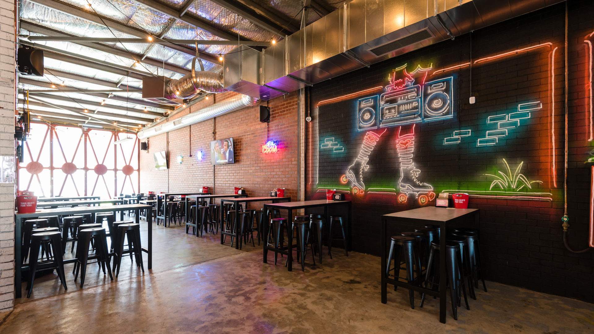 Varsity Bar, Crawley Review