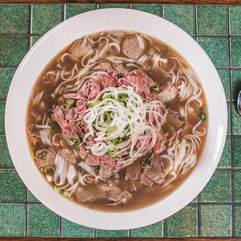 Giant Pho