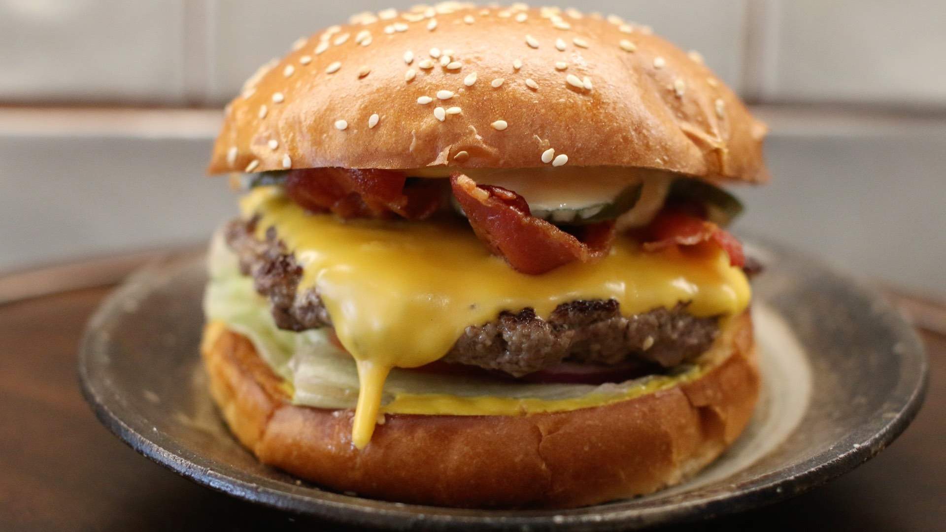 You Can Get Limited-Edition Burgers Delivered to Your Door for This Week Only