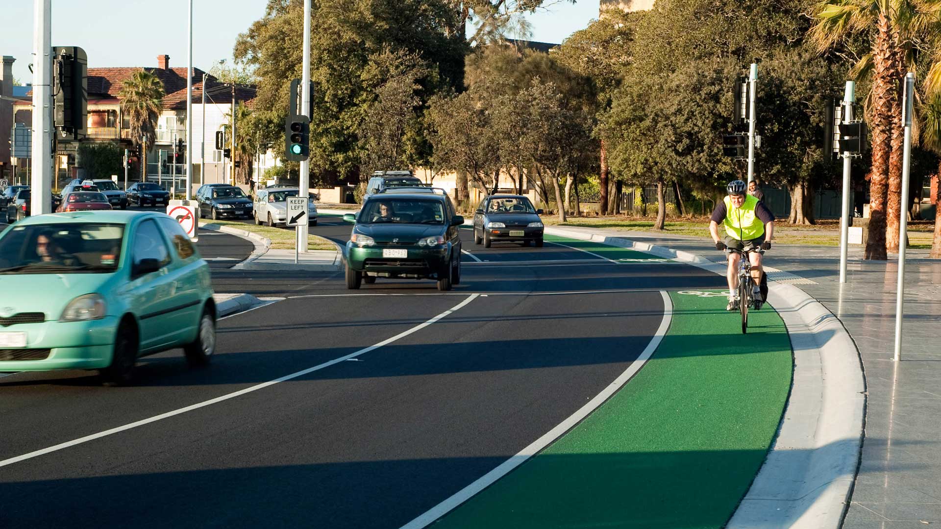 A Big Chunk of St Kilda Road Could Soon Be Turned Into Bike Lanes