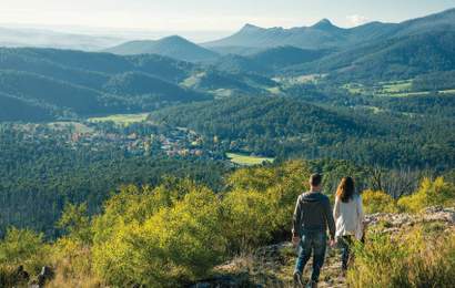 Background image for Hit the Trail: These Are Melbourne's Top-Rated One-Hour Hikes and Day Trips for 2026