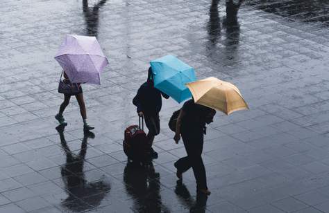 A Severe Thunderstorm Warning Has Been Issued for Brisbane So You Might Want to Stay Inside