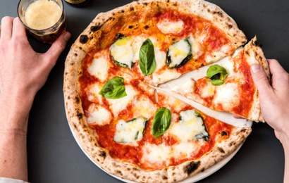 Background image for The 15 Best Gluten-Free Feeds in Melbourne, Including Six Coeliac Australia-Accredited Spots