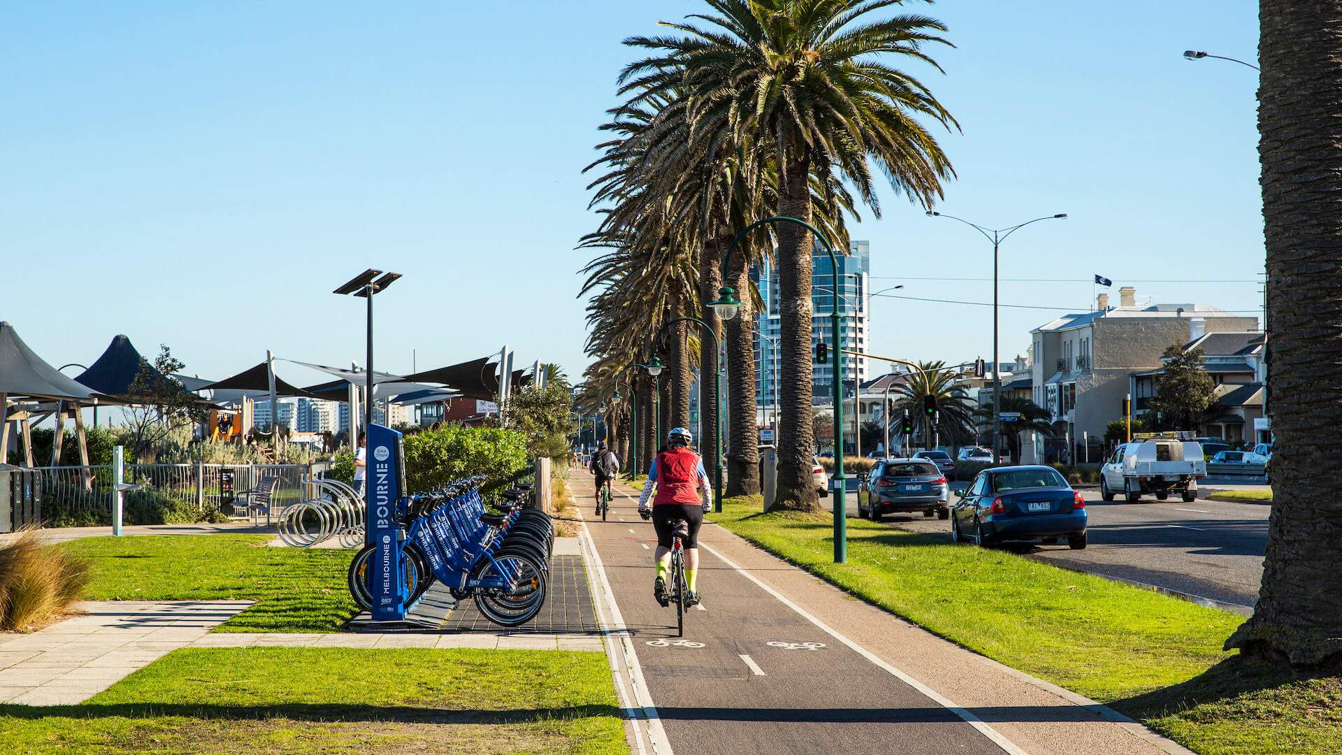 St Kilda Beach - Bayside Bike Trail - one of the best bike trals cycling routes in Melbourne.