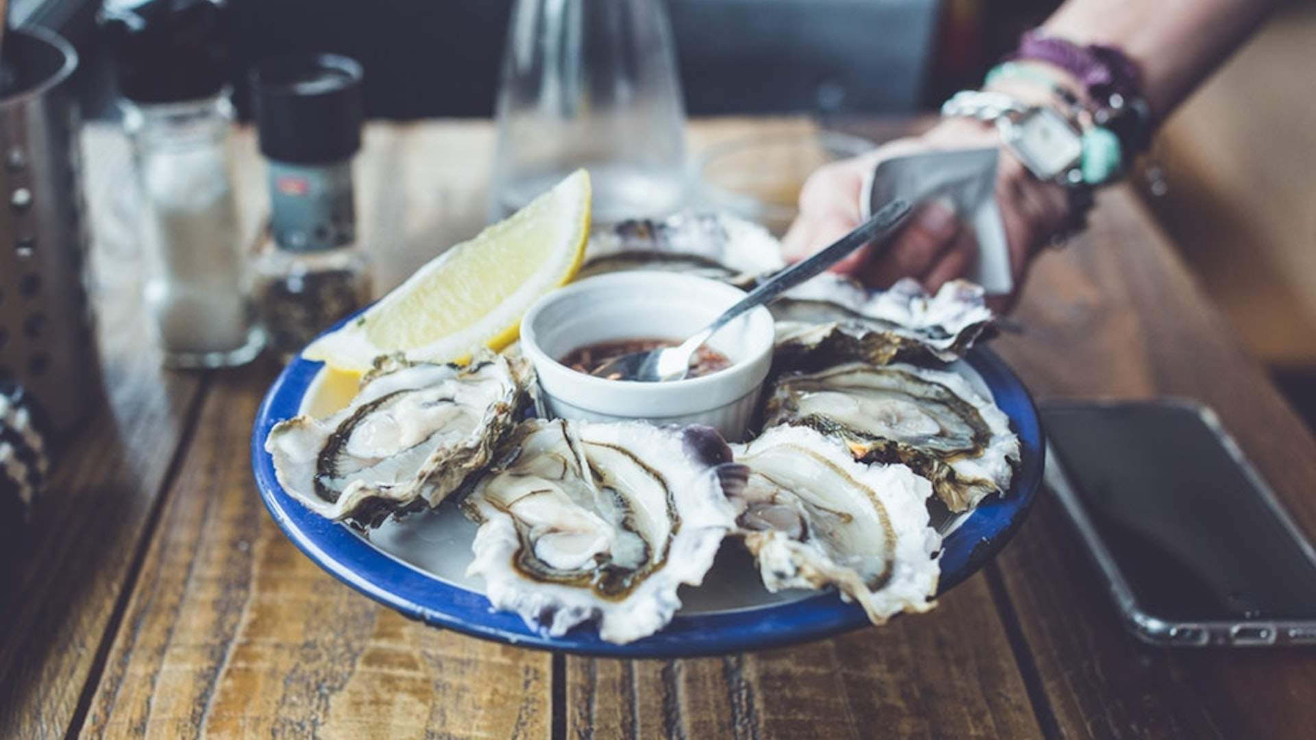 All-You-Can-Eat Bluff Oysters at Non Solo Pizza