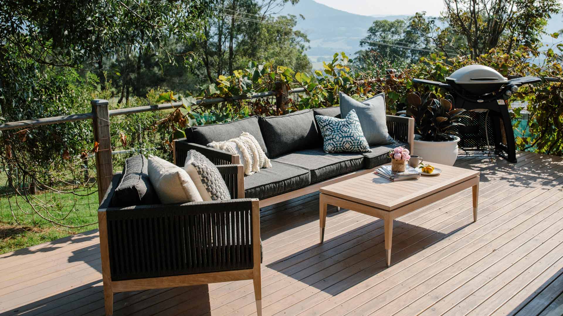 Jamberoo Valley Farm Is the South Coast's Luxurious New Farm-Stay with Its Own Outdoor Hot Tub