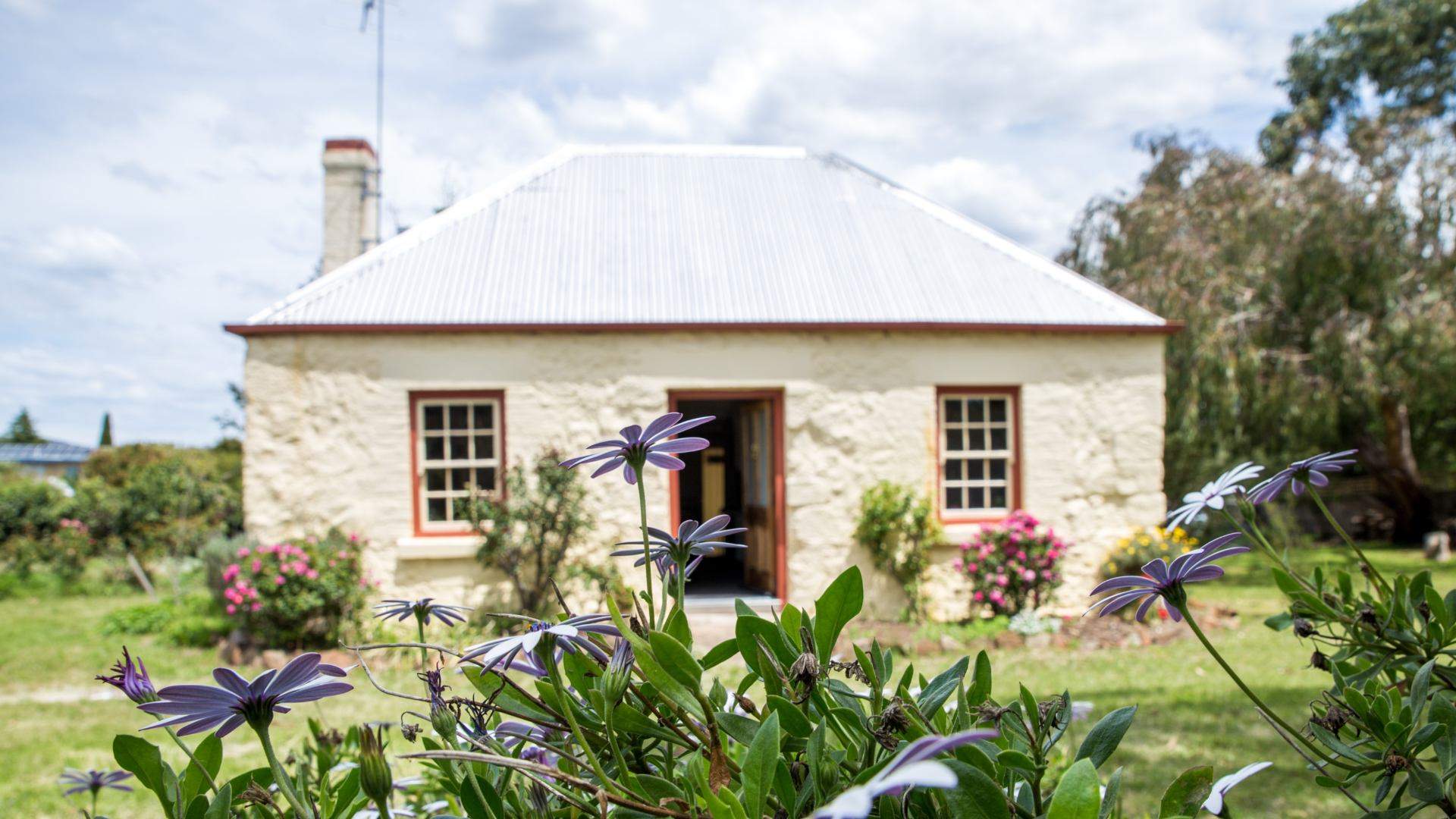 Scarecrow Cottage