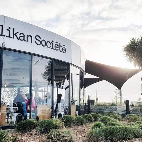 Pelikan Societe