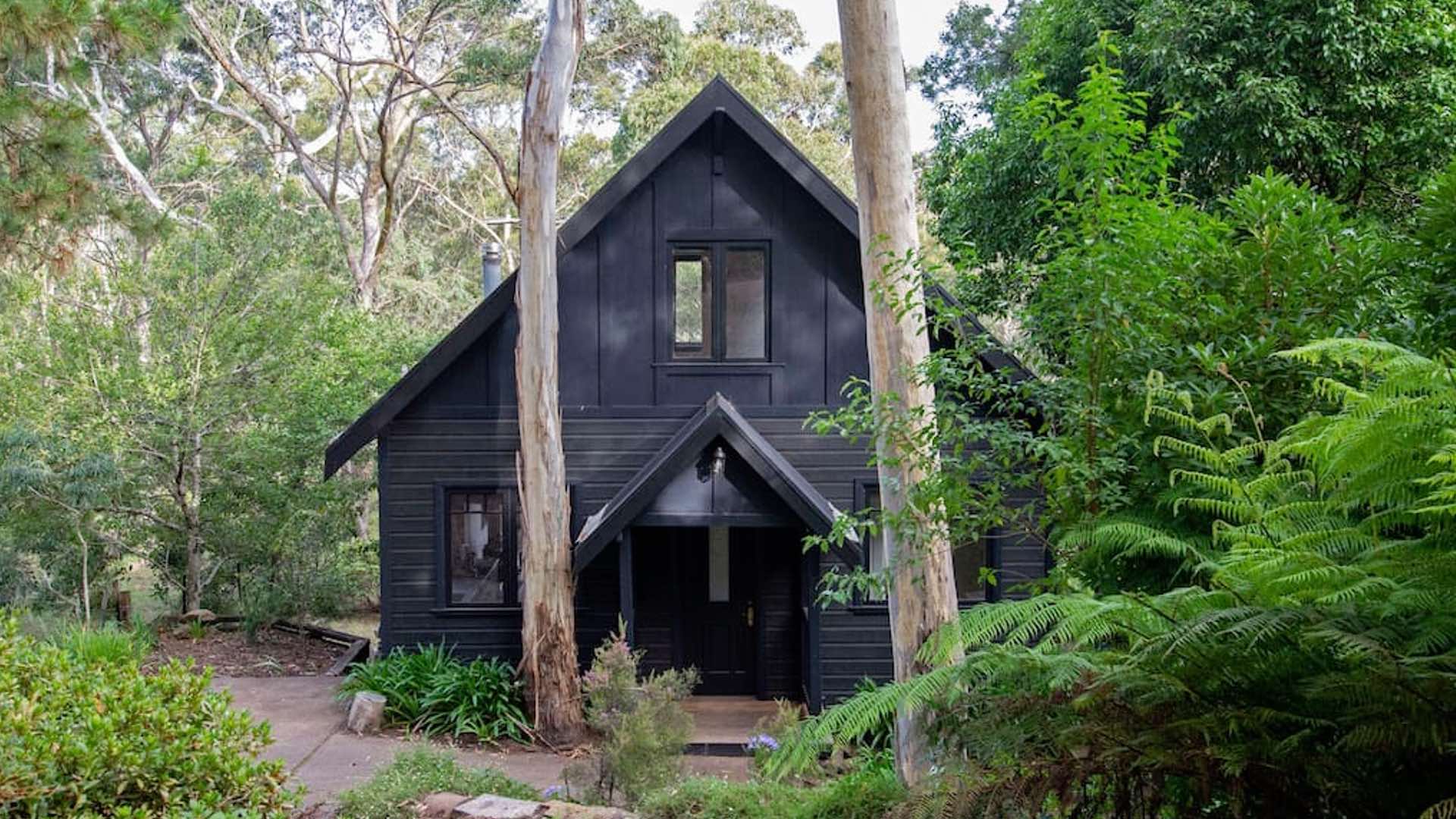 Six Affordable Winter Cottages You Can Reach By Train From Sydney