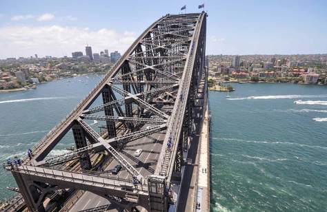 The Sydney Harbour Bridge Is Currently Closed in Both Directions Because of a Serious Crash