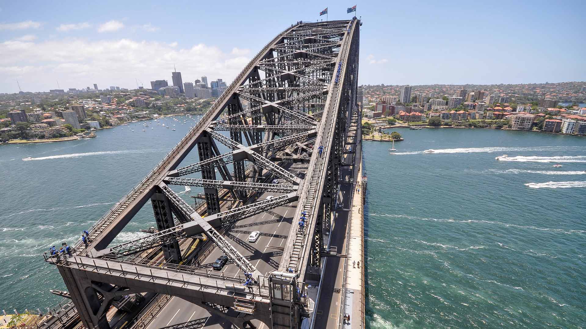 The Sydney Harbour Bridge Is Currently Closed in Both Directions Because of a Serious Crash