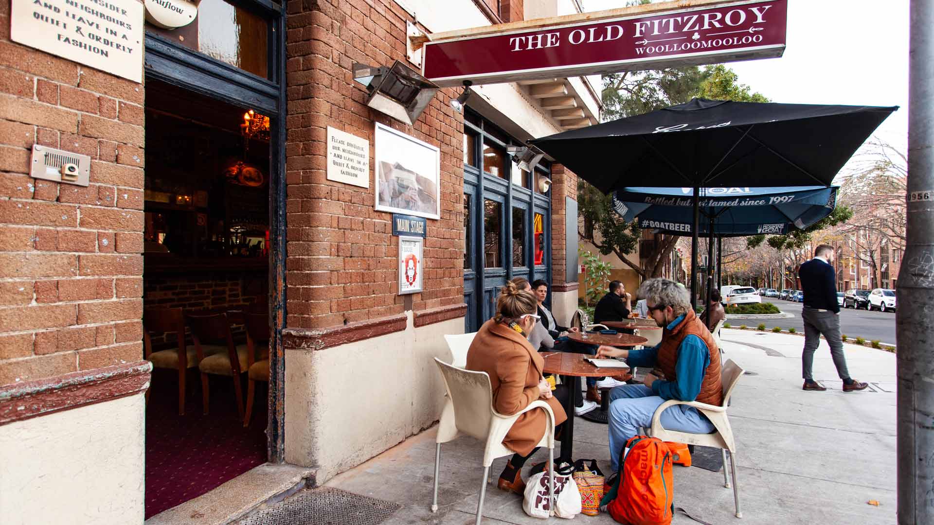 old fitzroy hotel - the old fitz - sydney pub