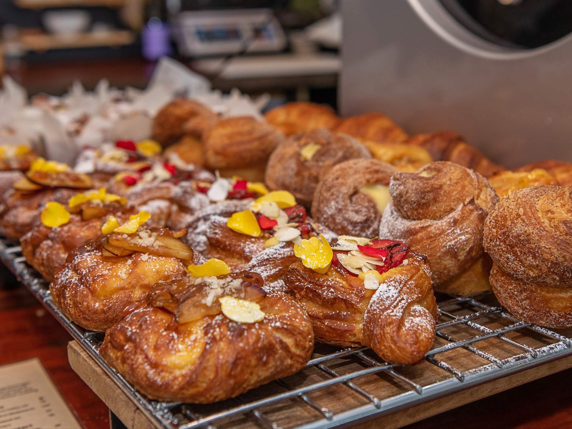 https://cdn.concreteplayground.com/content/uploads/2019/07/hampden-deli-kangaroo-valley-supplied-take-five-photog-tammie-seidel-pastries-croissant-1-1920x1440.jpeg