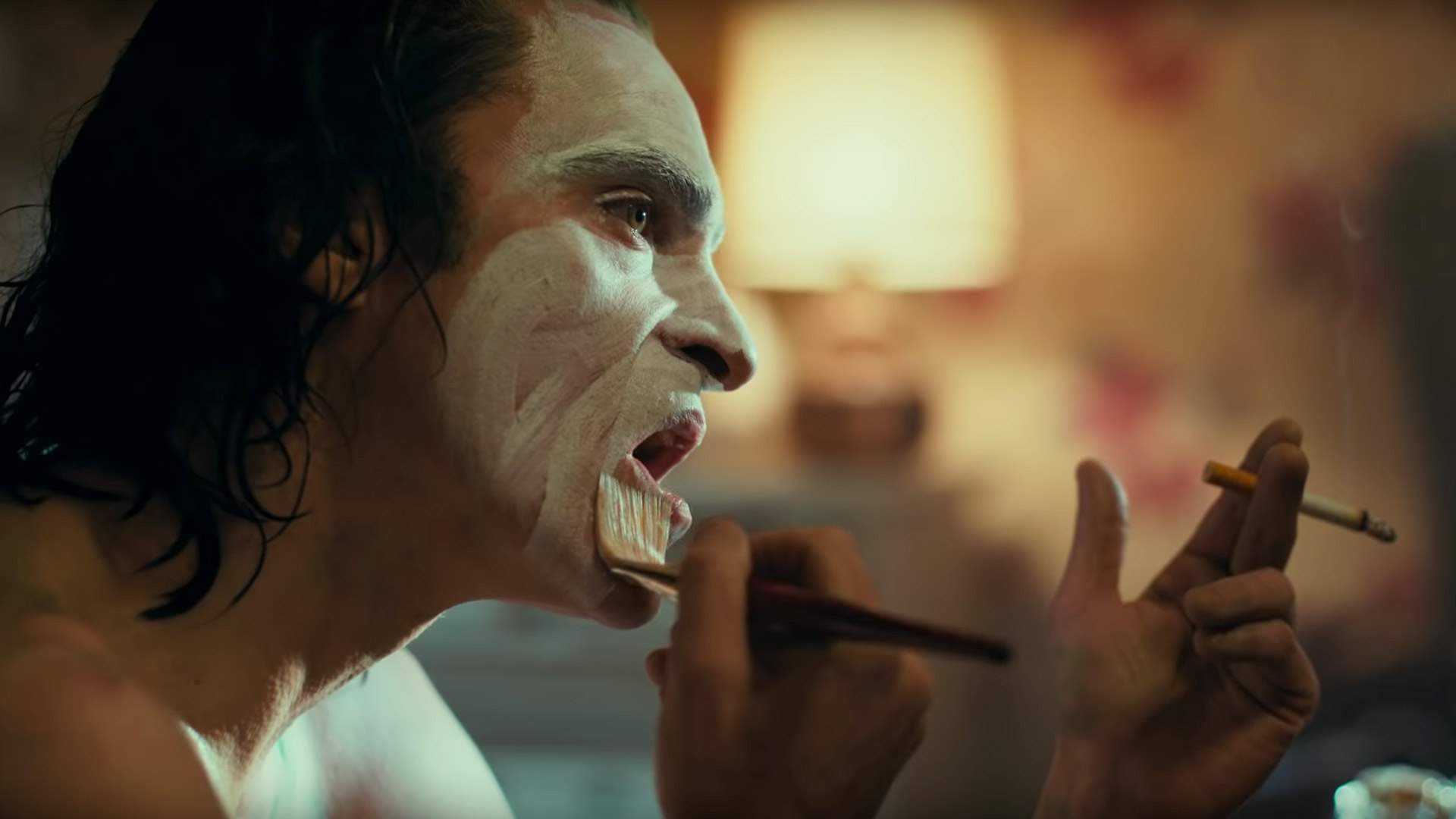 Joaquin Phoenix Is an Utterly Terrifying Clown in the Final Creepy 'Joker' Trailer
