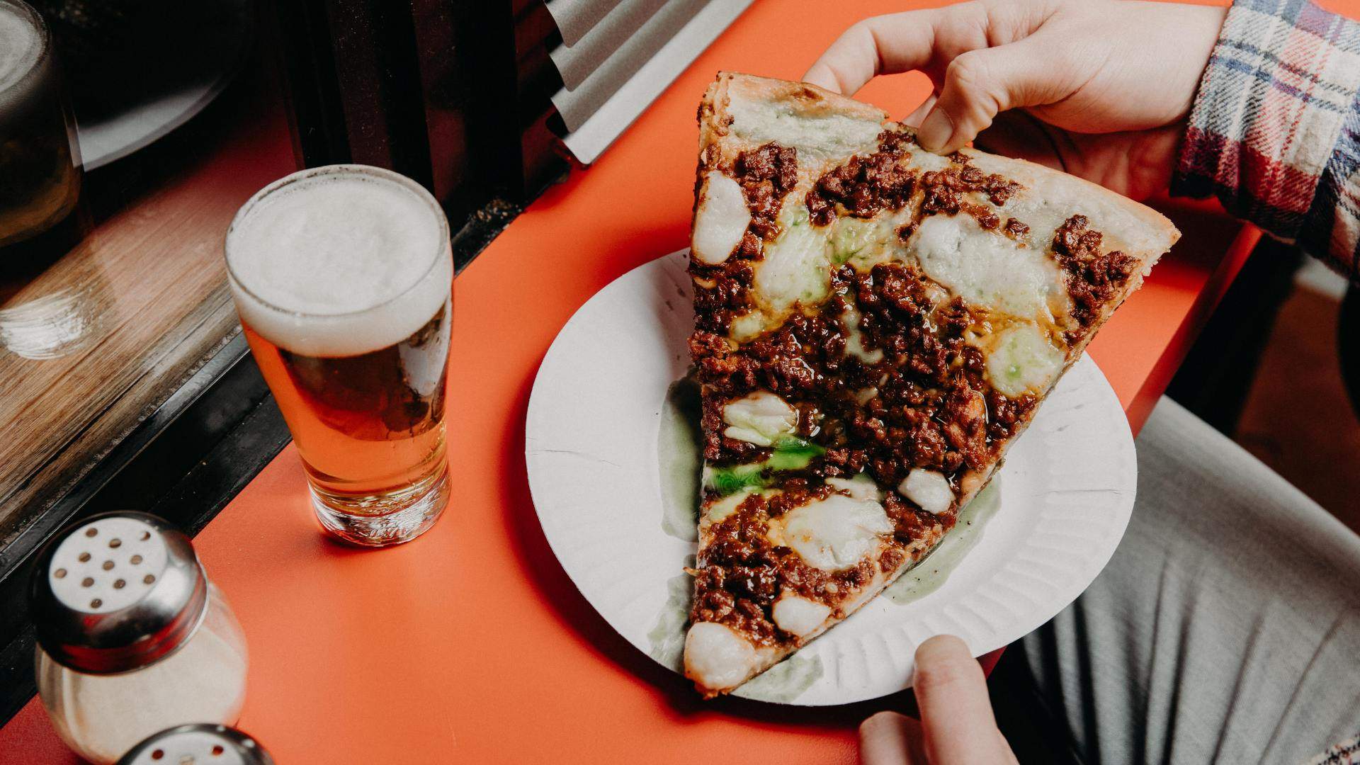 Leo's Is South Yarra's New Nostalgia-Heavy Restaurant Serving New York-Style Pizza by the Slice