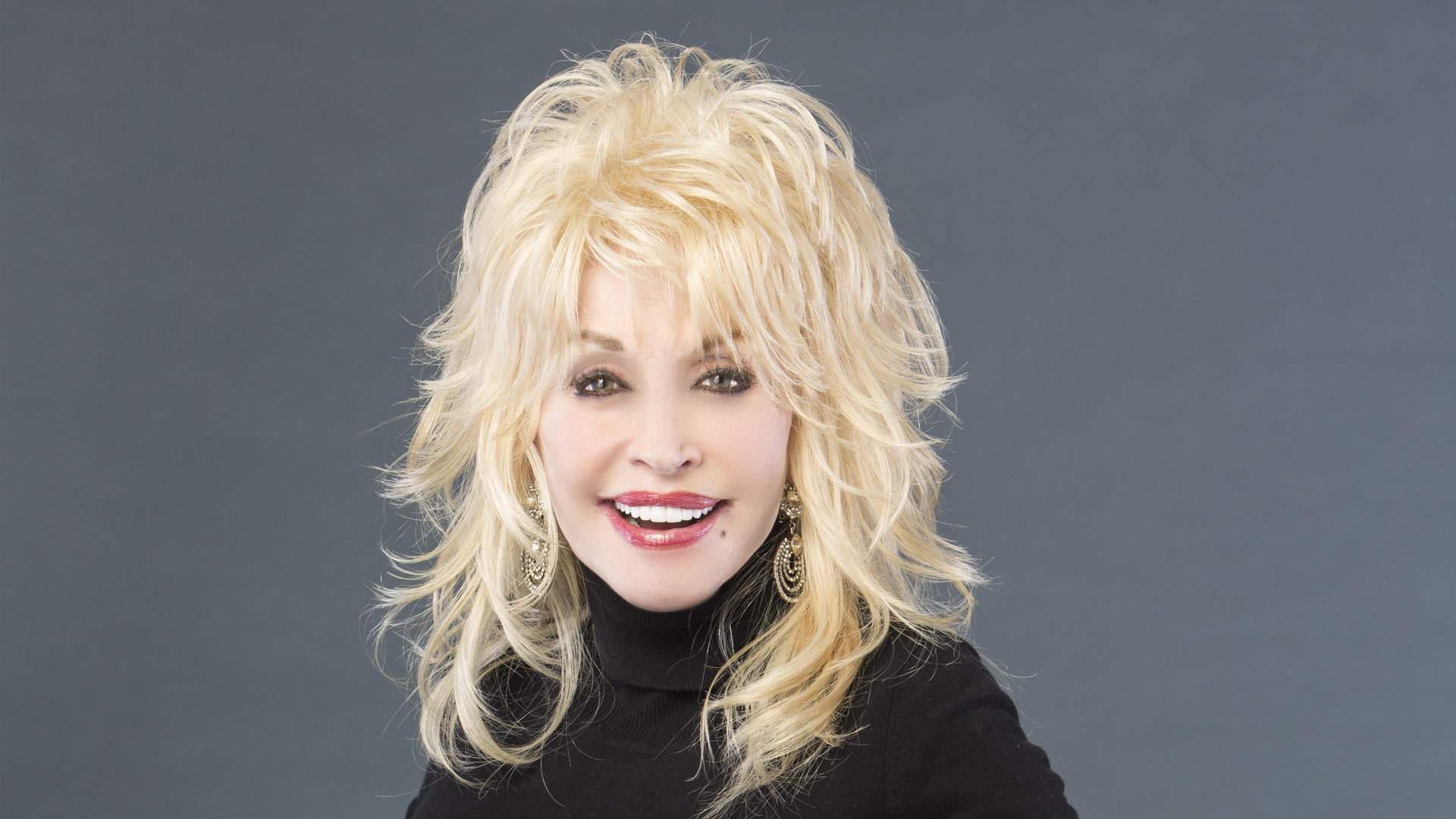 Dolly Parton Has Announced a Broadway Musical Based on Her Life So Start Begging for It to Please Come Down Under