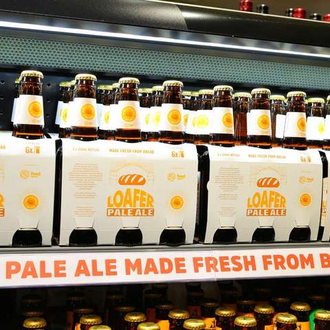 Woolworths Has Made a Limited-Edition Pale Ale from 350 Kilograms of Leftover Bread