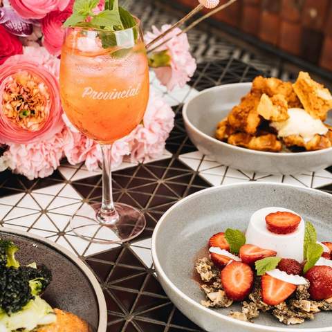 Rosé-Gin Bottomless Brunch