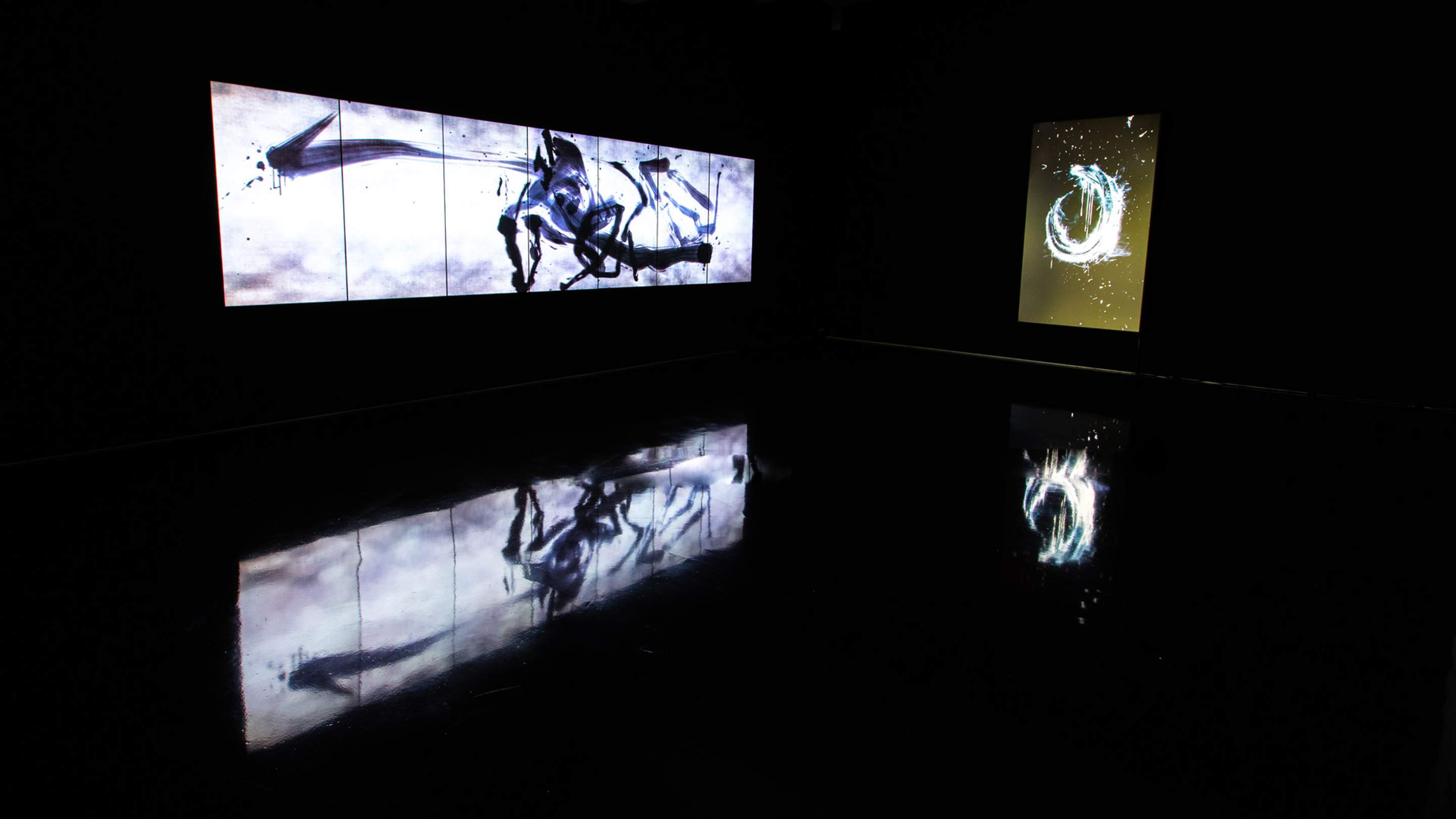A Look Inside Teamlab's Psychedelic New Melbourne Exhibition ...