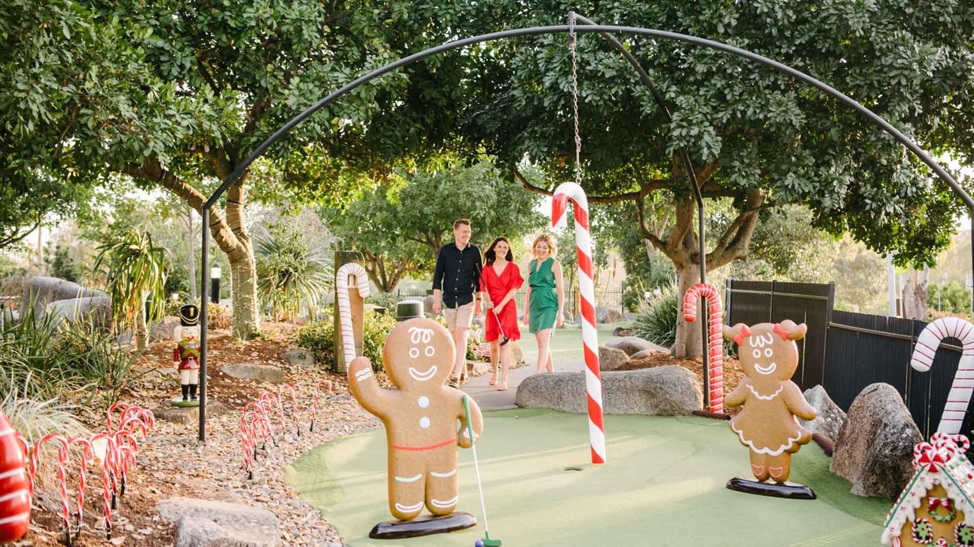 Victoria Park Is Bringing Back Its Christmas-Themed Mini Golf Course to Fill You Full of Festive Cheer