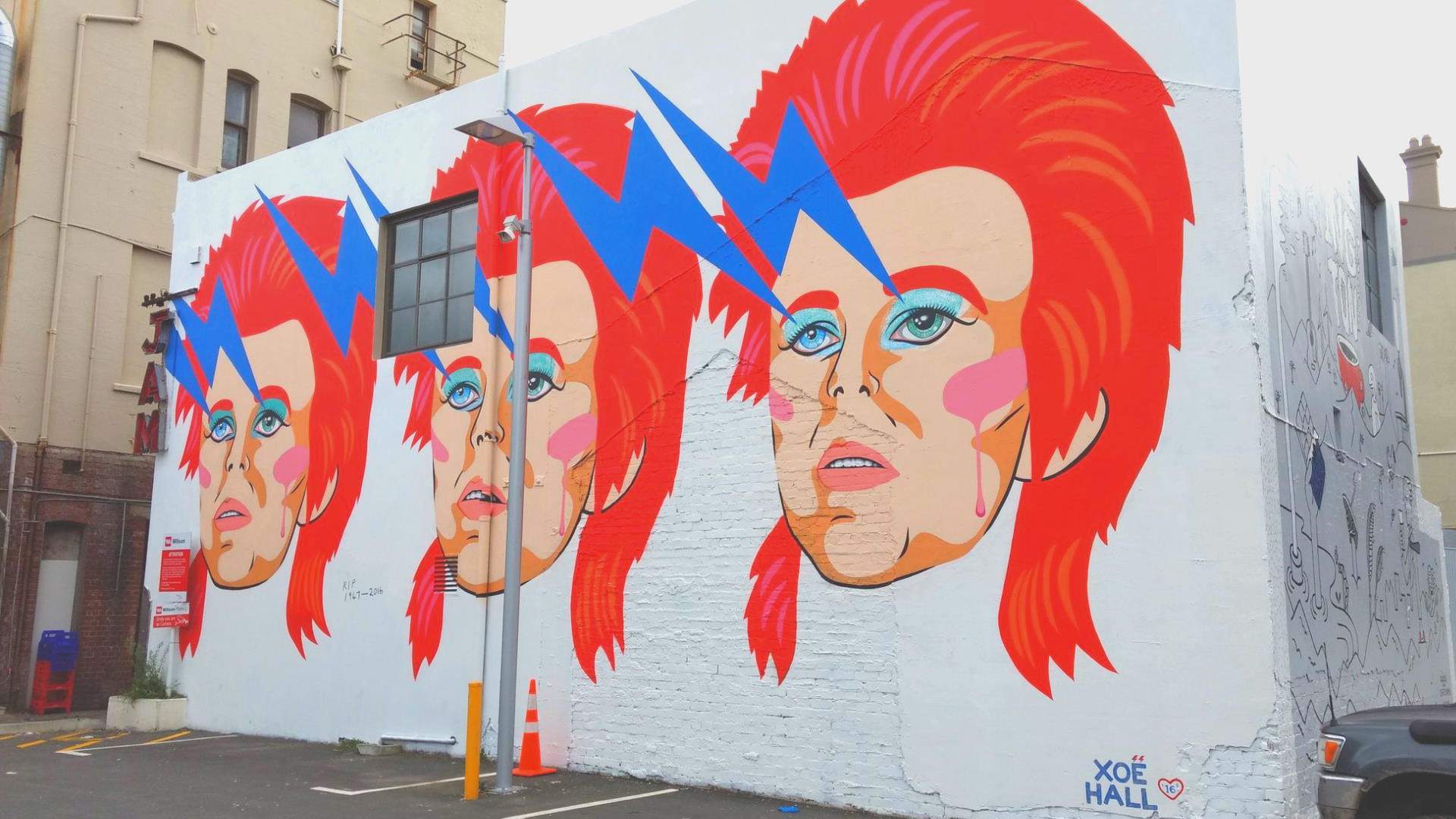 bowie mural by xoe hall