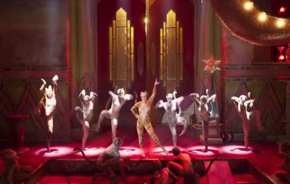 Background image for Another Slightly Terrifying (but Highly Entertaining) 'Cats' Trailer Has Just Dropped