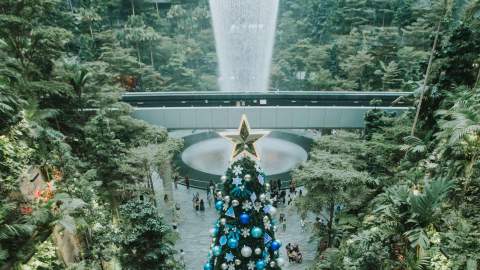 A Snow-Filled Winter Wonderland Has Descended on Singapore's Changi Airport