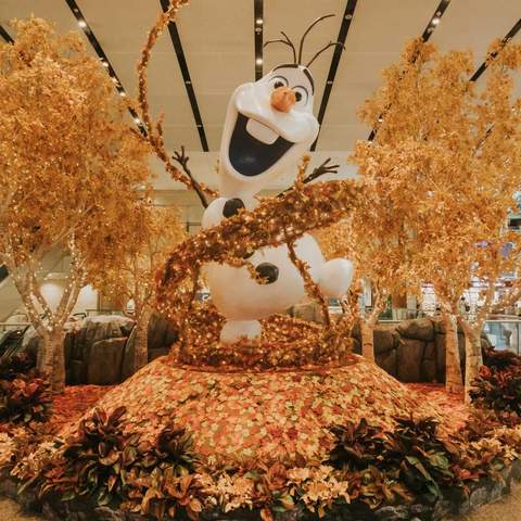 A Snow-Filled Winter Wonderland Has Descended on Singapore's Changi Airport