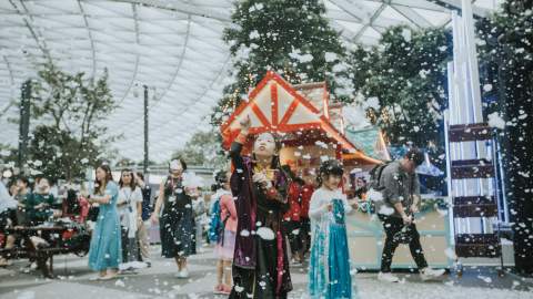 A Snow-Filled Winter Wonderland Has Descended on Singapore's Changi Airport