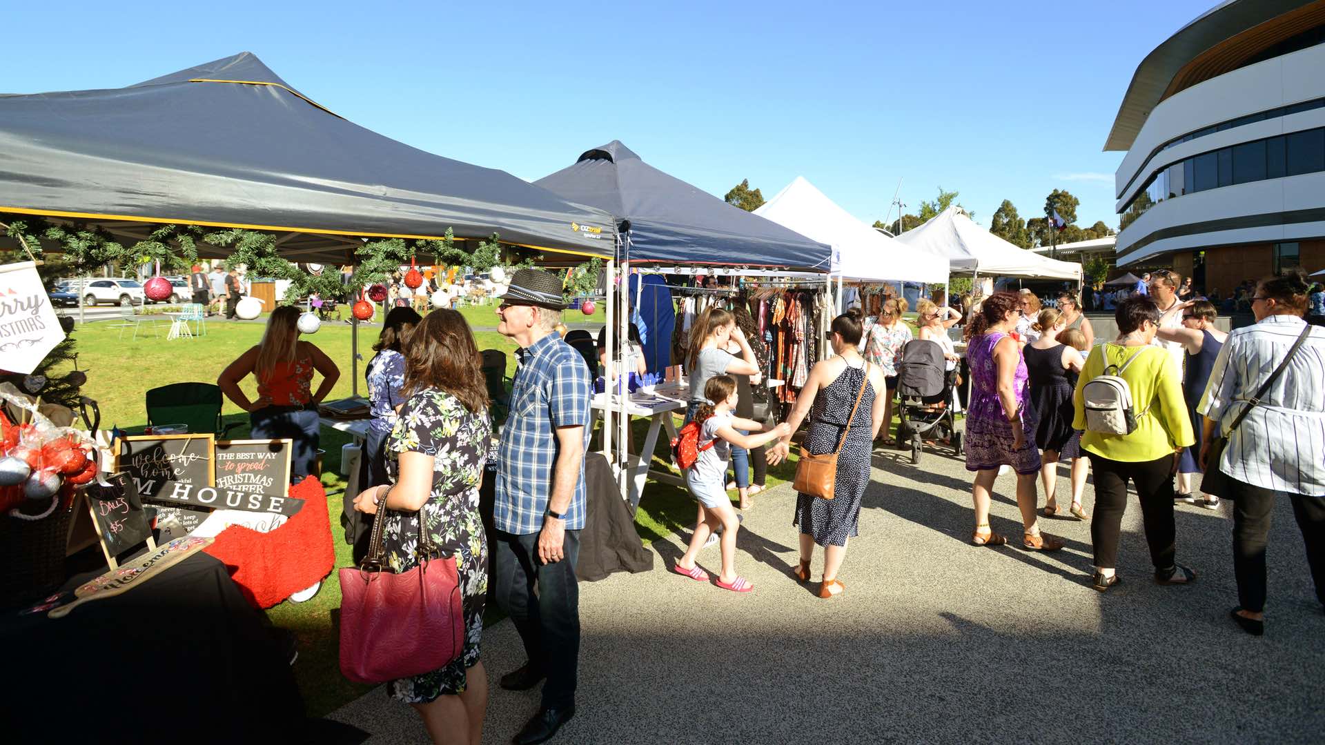 The Christmas Makers Market