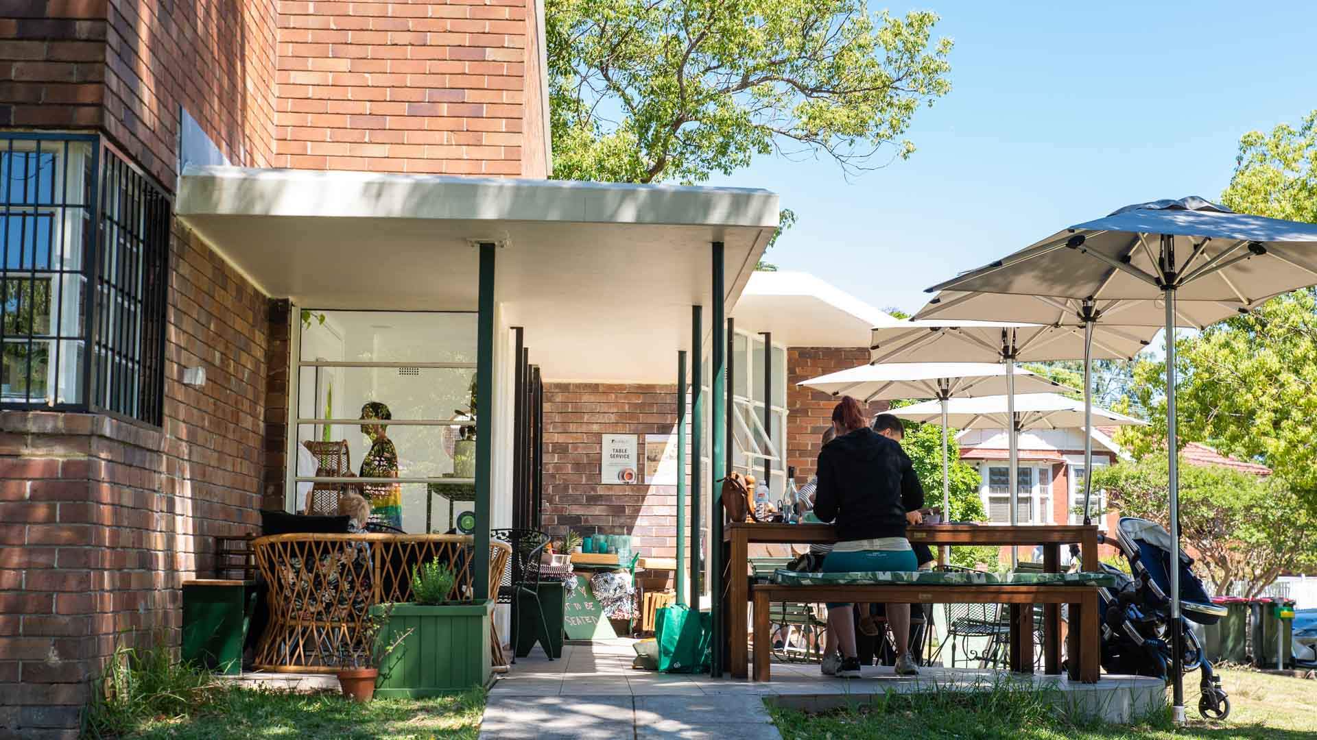 Outfield, Ashfield Review