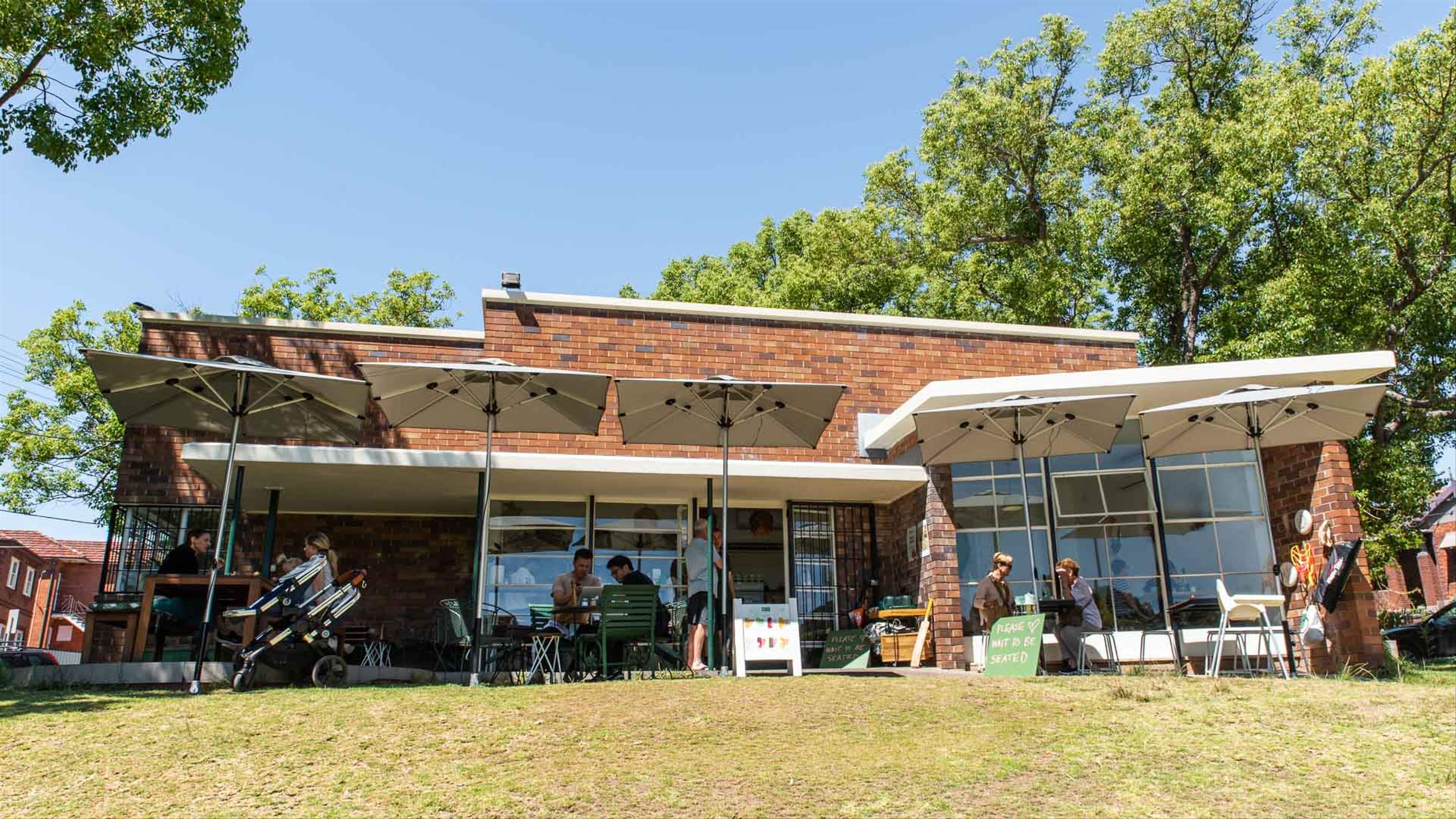 Outfield, Ashfield Review